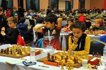 2 bin 636 sporcu arasından Satranç Milli Takımı&#8217;na girdiler