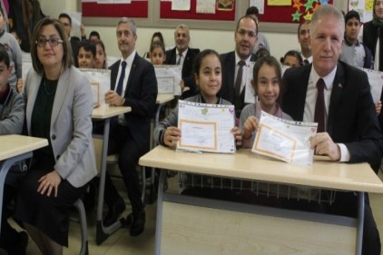 80 bin civarında Suriyeli öğrenci var