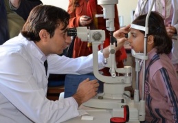 70 bin ilköğretim öğrencisi göz taramasında geçti