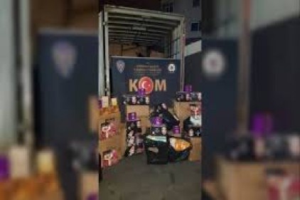 76 bin kaçak kozmetik ürünü ele geçirildi