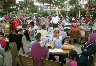 4 bin kişi iftar da buluştu 