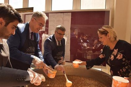 25 bin kişiye aşure dağıtılması hedefleniyor