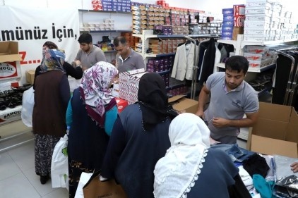11 bin kişiye bayramlık kıyafet yardımı yapıldı