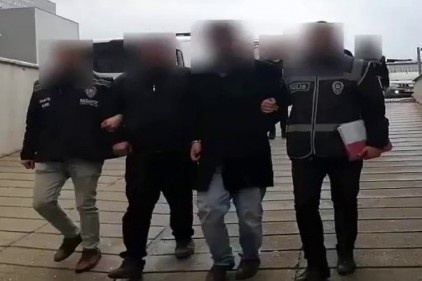 250 bin liralık demir sacı satmaya çalışan dolandırıcılar yakalandı