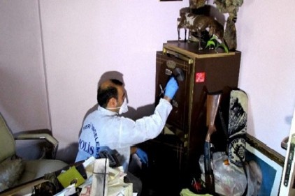 250 bin liralık soygunu yapanlar aranıyor