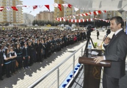 543 bin öğrenci 3 aylık tatilin ardından ders başı yapacak