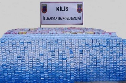 12 bin paket kaçak sigara ile 985 kilo kaçak çay ele geçirildi