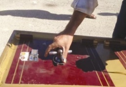 130 bin TL, 53 bin dolar ve 7 tapuya el konuldu