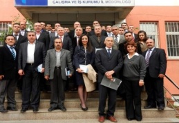 42 bine yakın iş arayanın cep telefonuna SMS atıldı