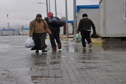 700 bine yakın Suriyeli yeni yıla Türkiye&#8217;de girecek