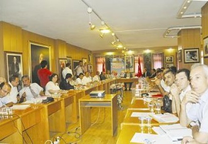 100 binin üzerinde çalışan var 