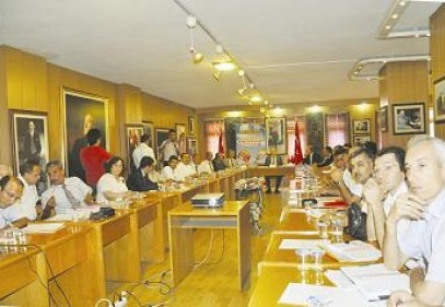 100 binin üzerinde çalışan var 
