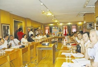 100 binin üzerinde çalışan var 