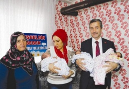 24 bininci bebekler Kaya ailesinin üçüzleri oldu