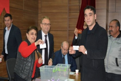 2 bloktan ve 48 konutun kuraları çekildi
