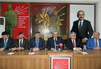  “Bu ülkenin CHP’ye ihtiyacı var” diyen CHP İl Başkanı, AKP’li Şamil Tayyar’a bu sözlerle 