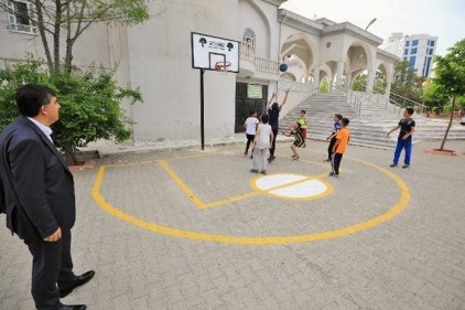 6 camiye basket sahası kuruldu