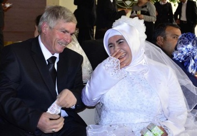 90 çifte nikah kıyıldı