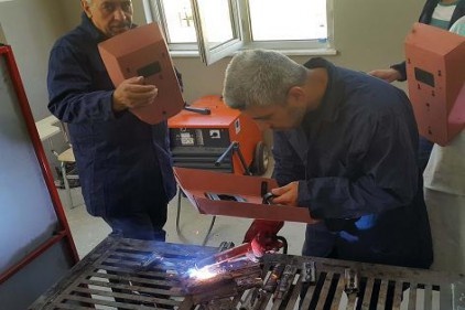 5 dalda 100 kişilik mesleki eğitim programı başladı