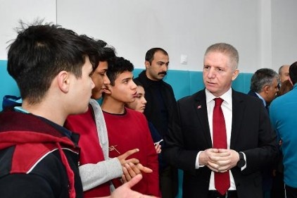 24 derslikli Tepebaşı Anadolu Lisesi eğitim öğretime açıldı