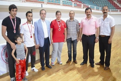 1968 Diyarbakırspor kıck boks&#8217;ta şampiyonu