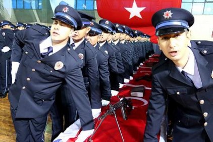 20. Dönem mezunları göreve başladı