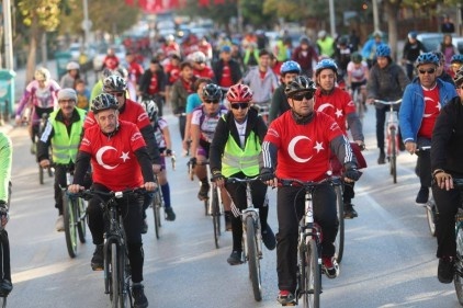 29 Ekim için pedal çevirdiler 