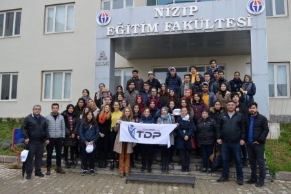 300 fidan toprakla buluştu