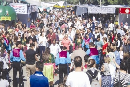 13. Gaziantep Yiyecekleri Şenliği&#8217;ne 100 bin ziyaretçi bekleniyor