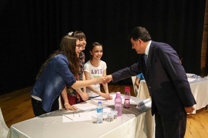 4. Geleneksel Bilgi Yarışması heyecan dolu dakikalara sahne oldu