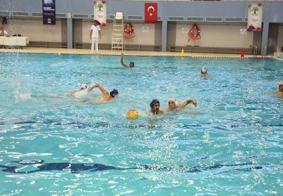 5. Geleneksel Sutopu Cumhuriyet Kupası havuzda bol gollü müsabakalara sahne oldu