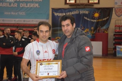 62 golle en fazla gol atan sporcu oldu