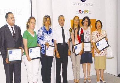 31 gönüllü öğreticiye teşekkür belgesi verildi