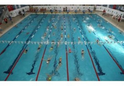 365 günü badminton, basketbol, futbol, fitness tekvando halkoyunları, satranç ve yüzme kursu