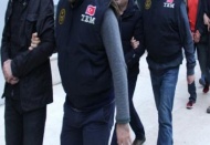 33 hakim ve savcıdan 4'ü tutuklandı