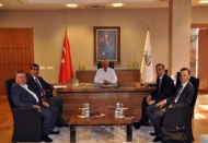 250 ihracatçı firmayı yerlerinde ziyaret ederek, sahada ihracatçılarla buluştu