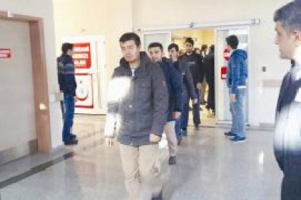 17 ilde askerlere operasyon vardı