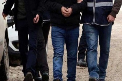 9 ilde FETÖ operasyonu "askeri mahrem&#8221; yapılanmanın 12 üyesi gözaltında