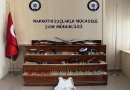 79 ilde narko-sokak operasyonu 10 adrese 200 polisle operasyon: 12 gözaltı