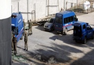 2 işçi çöken duvarın altında kaldı
