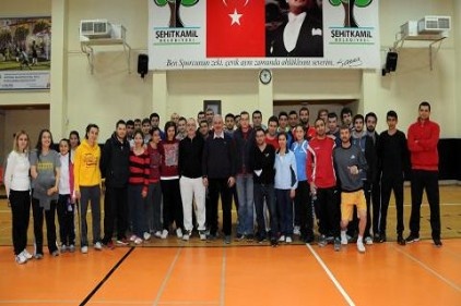 &#8216;1. Kademe E Antrenör Kursu&#8217; başladı