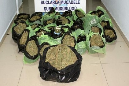 41 kilo esrar ele geçirildi, 3 kişi tutuklandı 
