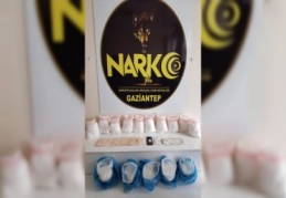 14 kilo metamfetamin ele geçirildi