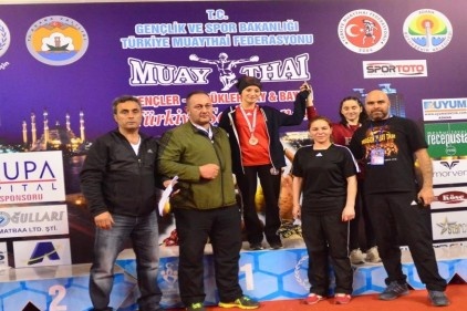 63.5 kiloda Özlem Sevimli dereceye girdi