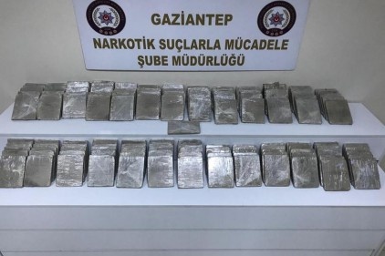 67 kilogram eroinle 1 ülke 7 il gezen TIR, Antep&#039;te durdu