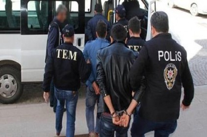77 kilogram esrar ile ilgili 28 kişi gözaltında