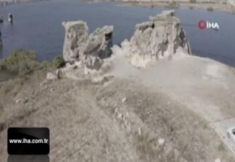 110 kilometrelik parkuru bisiklet, koşu, kano ve iple tırmanarak aştılar