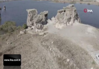 110 kilometrelik parkuru bisiklet, koşu, kano ve iple tırmanarak aştılar
