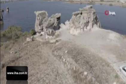 110 kilometrelik parkuru bisiklet, koşu, kano ve iple tırmanarak aştılar