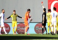 81 kırmızı, bin 403 sarı kart çıktı 